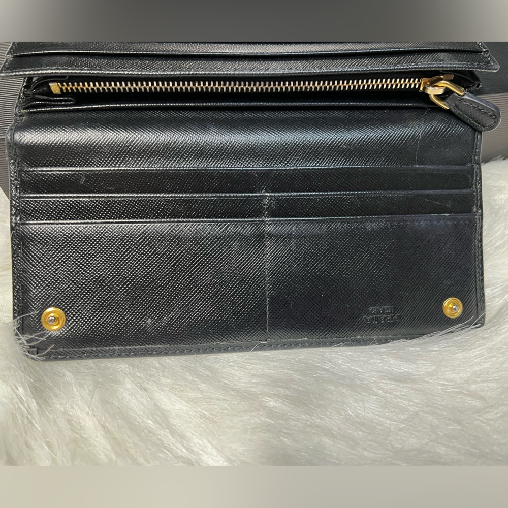 Authentic Prada Ribbon Saffino Leather Bifold Wallet - Picture 8 of 12